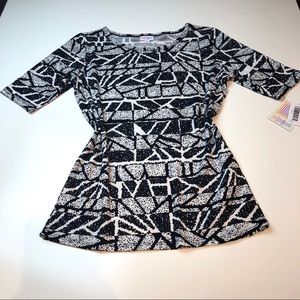 NWT Black and White LuLaRoe M Gigi